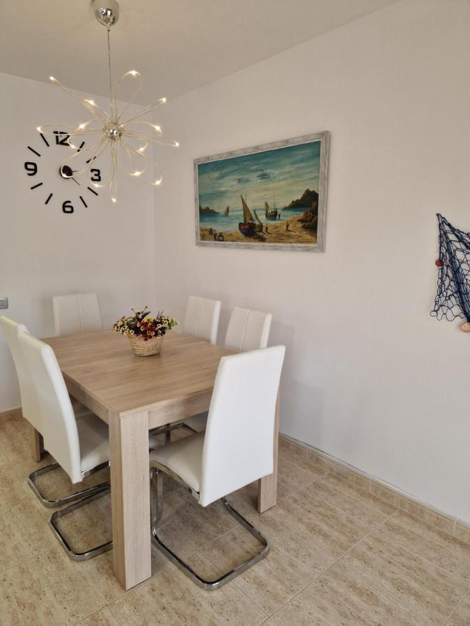 Beach Apartment Regueral كامبريلس المظهر الخارجي الصورة